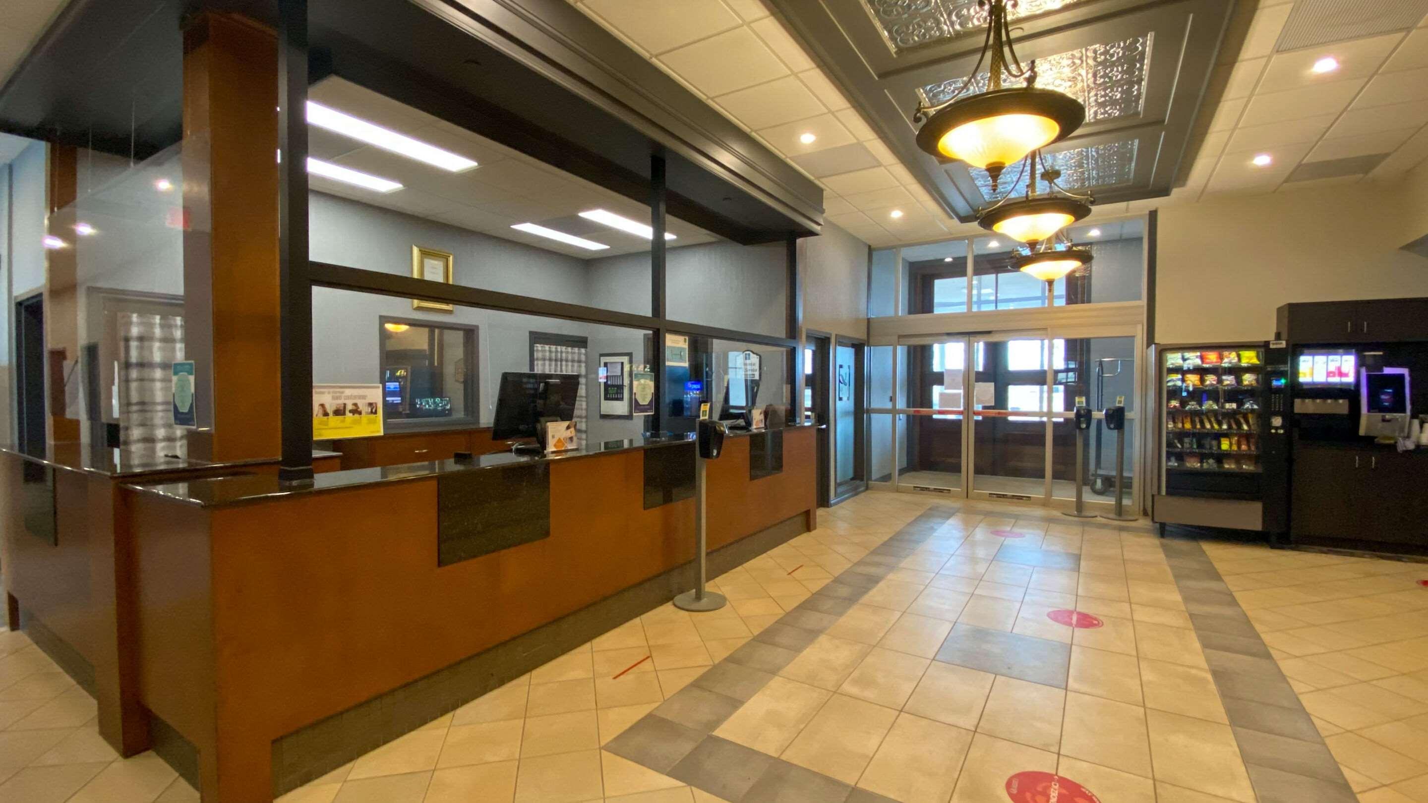 Quality Suites Drummondville Εξωτερικό φωτογραφία