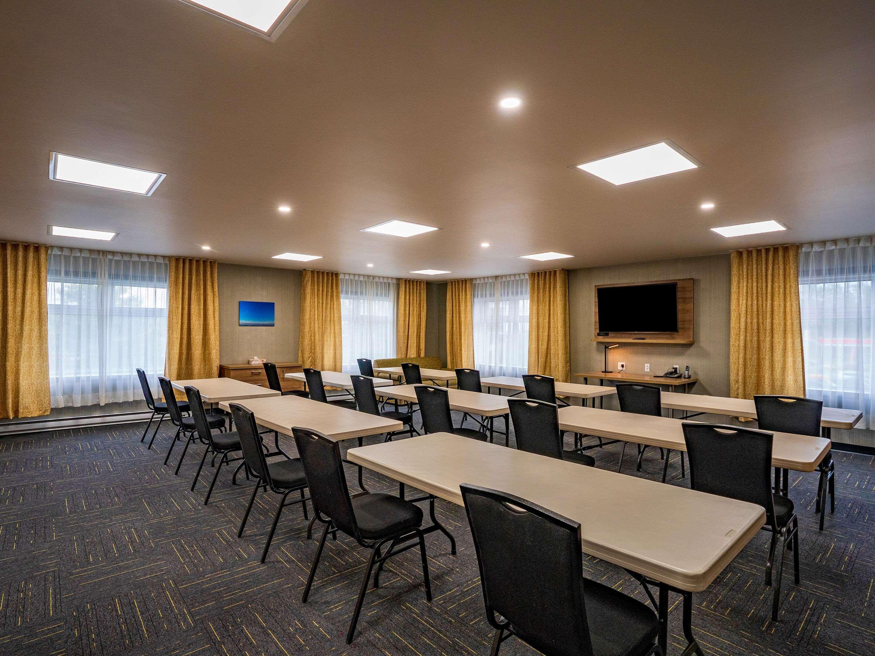 Quality Suites Drummondville Εξωτερικό φωτογραφία