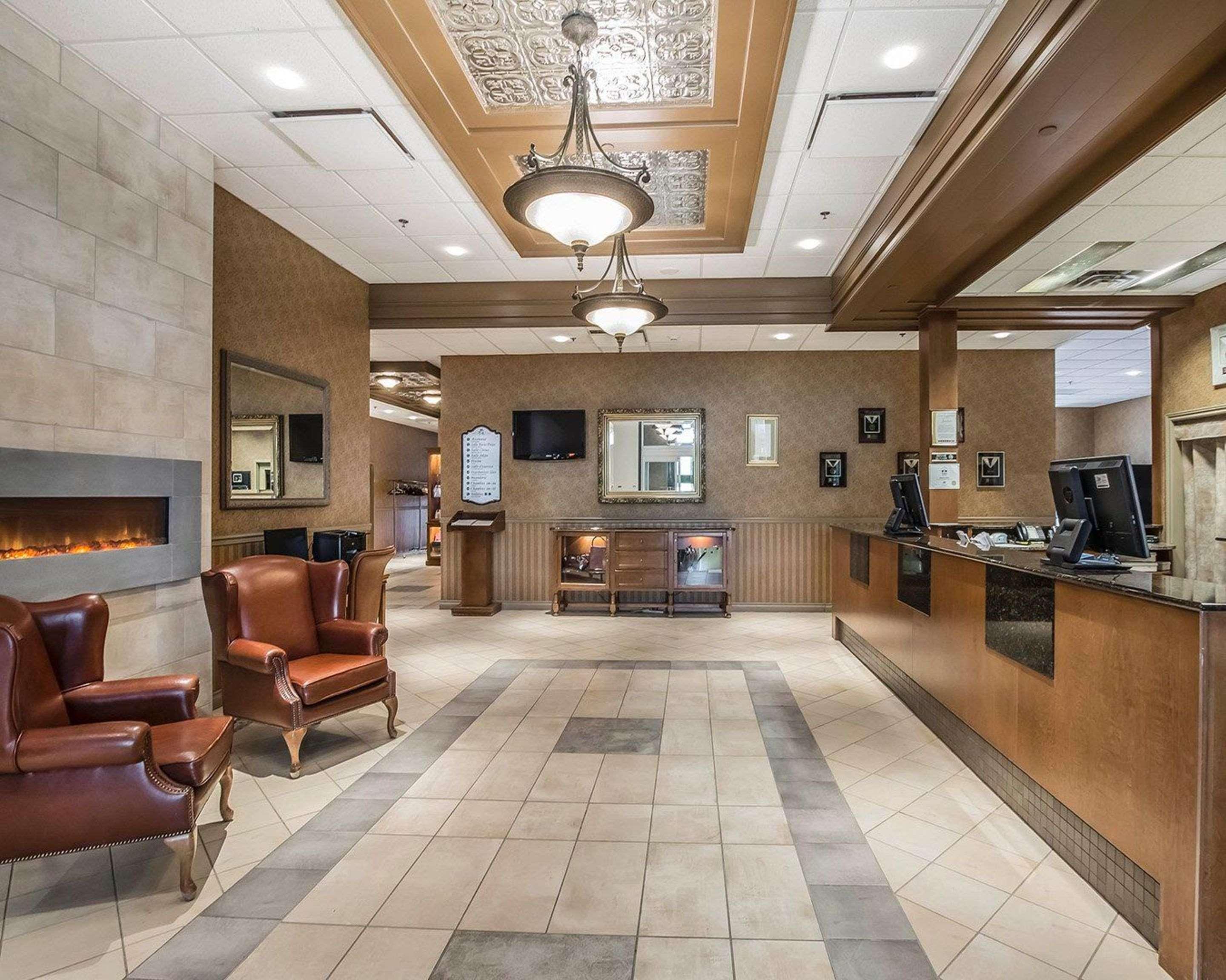 Quality Suites Drummondville Εξωτερικό φωτογραφία