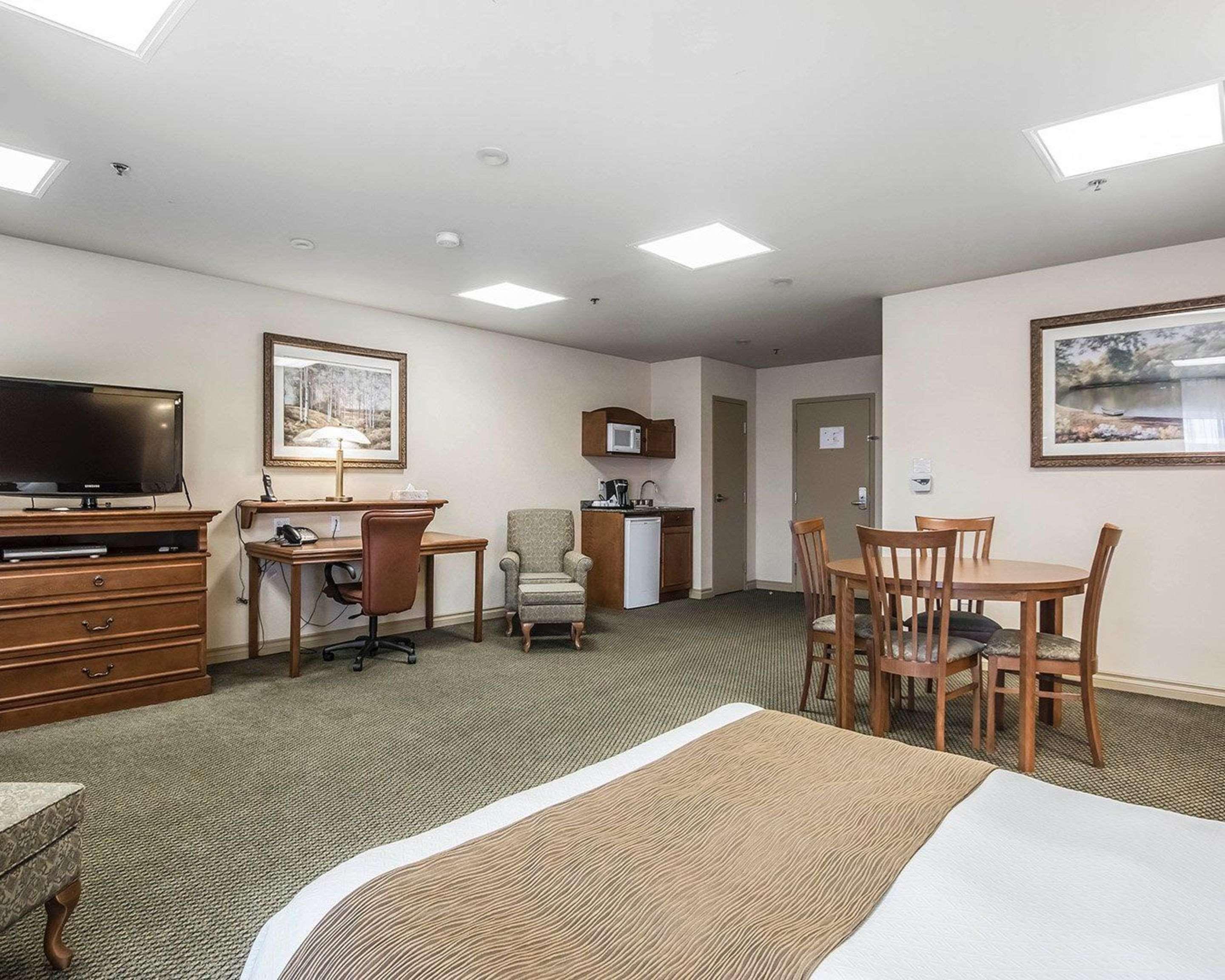 Quality Suites Drummondville Εξωτερικό φωτογραφία