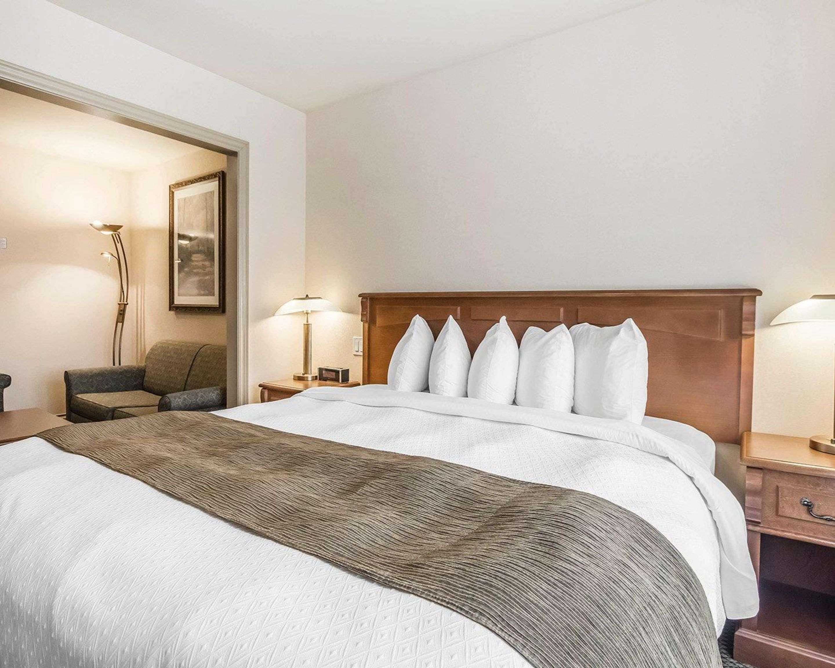 Quality Suites Drummondville Εξωτερικό φωτογραφία