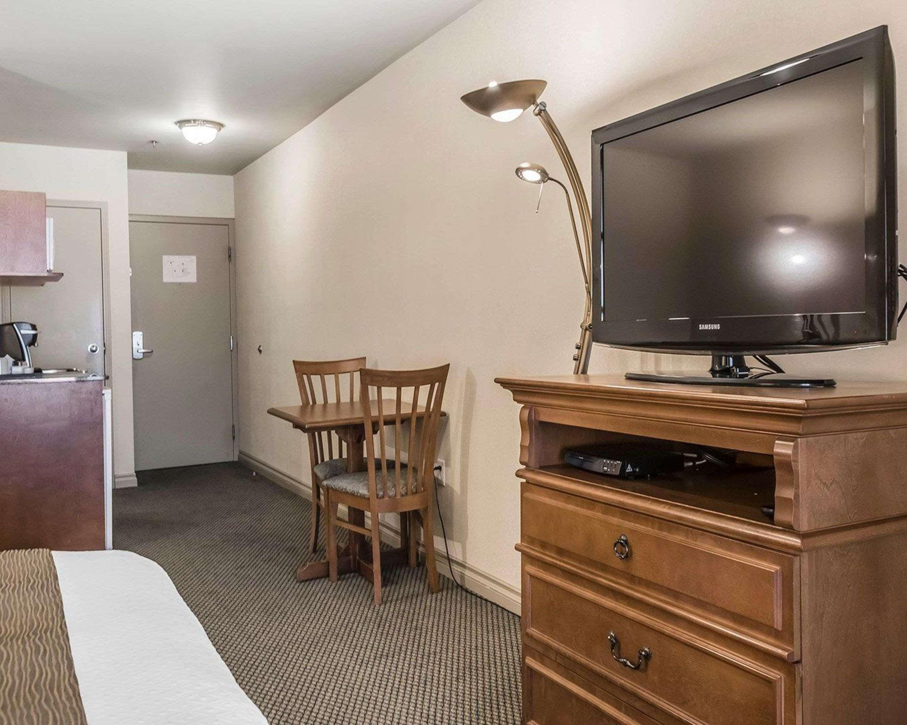 Quality Suites Drummondville Εξωτερικό φωτογραφία